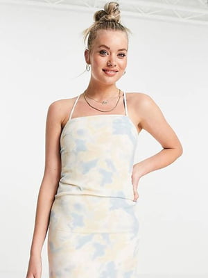 Облягаюча міні-сукня абстрактного забарвлення з перехрещеними бретелями | 6699238
