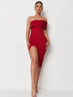 Приталена червона сукня на одне плече з вирізом на ніжці | 6699849