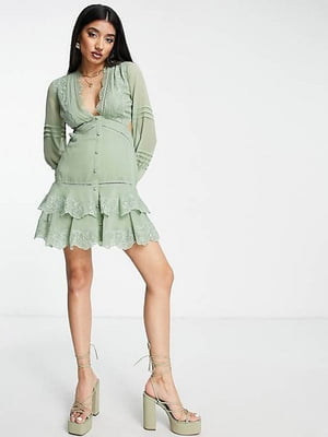 Сукня світло-зелена з мереживним оздобленням та оборками | 6699917