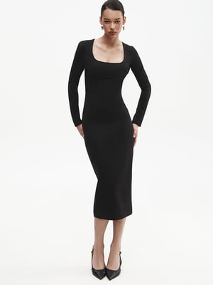 Базовое черное платье-футляр | 6706619