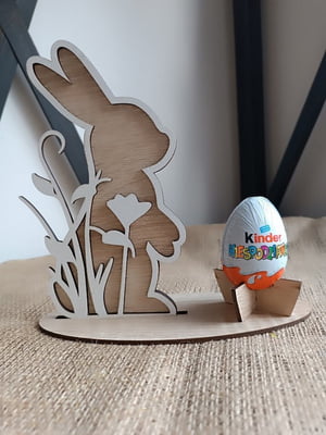 Пасхальний кролик з підставкою під шоколадне яйце | 6708517