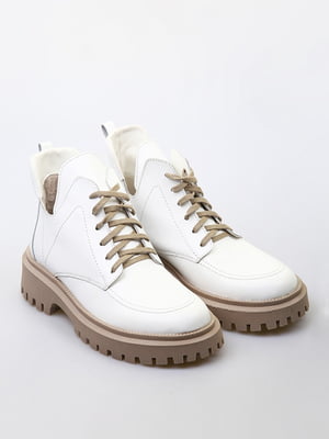 Білі черевики на шнурівці | 6710817