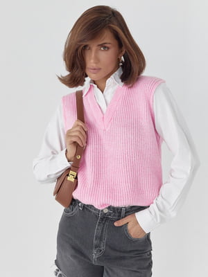 Набор: белая рубашка с вязаным розовым жилетом | 6721599