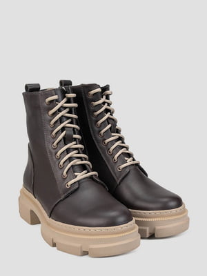 Кожаные высокие ботинки коричневого цвета на шнуровке | 6722262