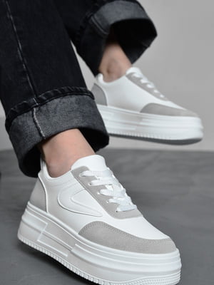 Кросівки білі на шнурівці | 6725732