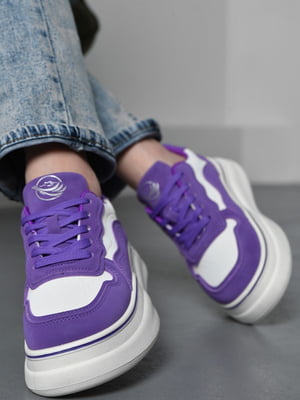 Кросівки бузкового кольору на шнурівці | 6725735