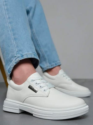 Туфли белые на шнуровке | 6725951