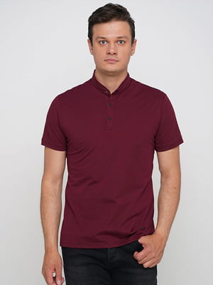 Бордовая футболка-поло с воротничком-стойкой | 6726391