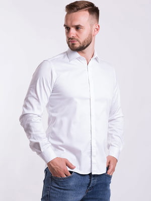Белая рубашка на скрытых пуговицах в классическом стиле | 6726479