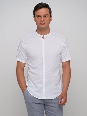 Белая хлопковая рубашка с коротким рукавом | 6726489