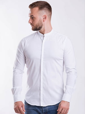 Белая хлопковая рубашка с низким воротником-стойкой | 6726773