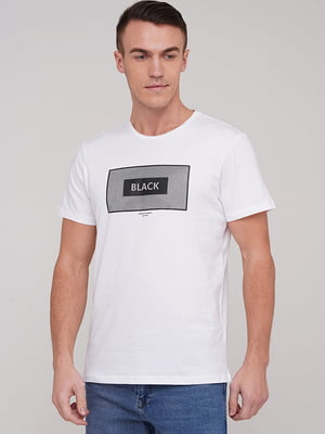 Базовая белая футболка с принтом | 6727129