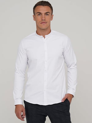 Рубашка белого цвета с воротником-стойкой | 6727201