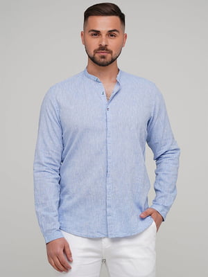 Рубашка голубого цвета с воротником-стойкой и скрытыми пуговицами | 6727379