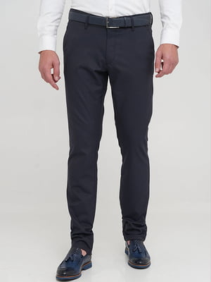 Темно-синие классические брюки с карманами | 6727675