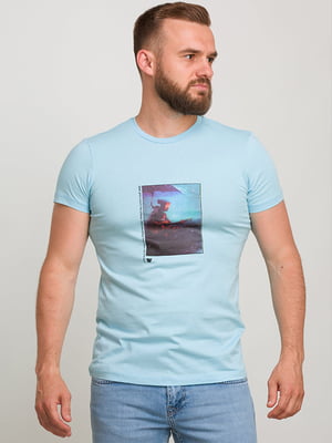 Хлопковая футболка небесного цвета с принтом | 6728341