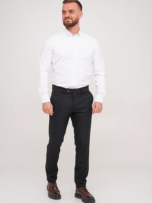 Черные классические брюки с карманами | 6728649