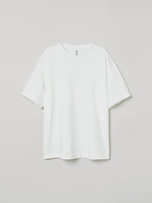 Біла футболка з м'якого трикотажу із заниженою лінією плечей | 6735585
