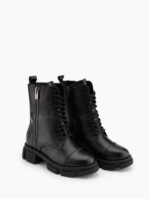 Чорні черевики | 6738535