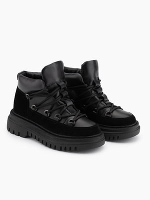 Чорні черевики | 6743647