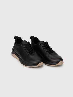 Чорні шкіряні кросівки з шнурівкою | 6740782
