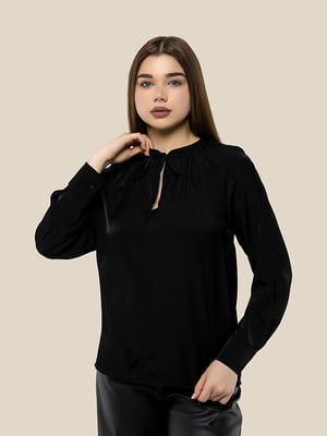 Однотонна чорна блуза із зав’язкою на горловині | 6745108