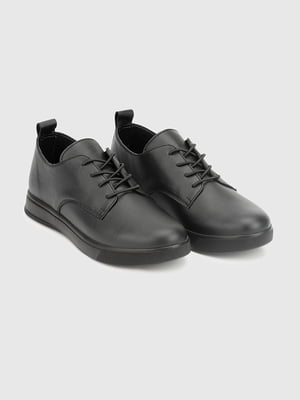 Чорні туфлі на шнурівці | 6738448