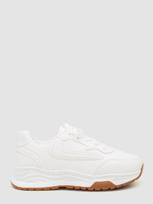 Белые кроссовки на шнуровке | 6759341
