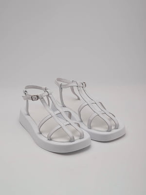 Білі сандалі з вузькими лямками | 6748205