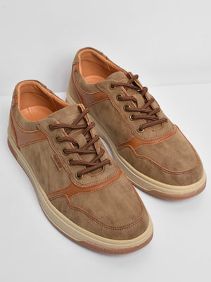 Кросівки світло-коричневого кольору на шнурівці | 6769525
