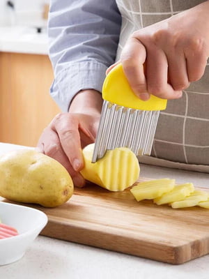Слайсер хвилястий / сирорізка / ніж для фігурної нарізки сиру, картоплі, чіпсів, карвінгу — жовтий | 6776612