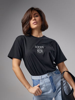 Трикотажна чорна футболка з написом Loewe | 6781099