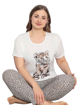 Піжама: штани леопардові та футболка біла з принтом | 6781769