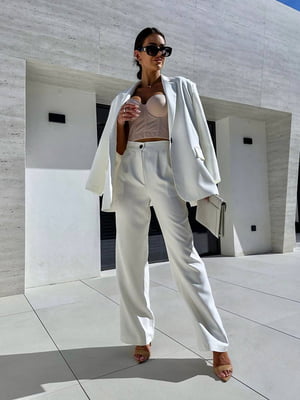 Класичний білий костюм: жакет та штани | 6789006
