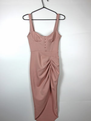 Рожева облягаюча сукня-міді з драпіровкою | 6790372