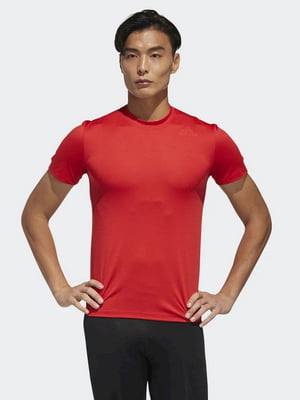Червона футболка для тренування | 6791585