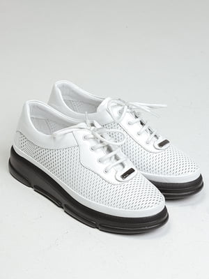 Белые кожаные перфорированные туфли | 6796540