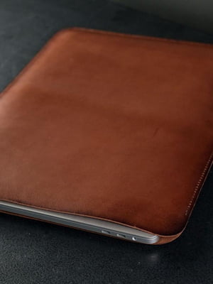 Кожаный коричневый чехол для MacBook | 6798348