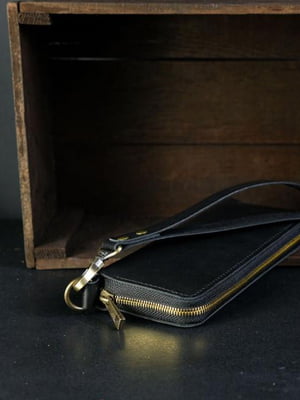 Кожаный черный кошелек-клатч на круговой молнии с ремешком | 6799021