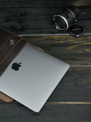 Кожаный коричневый чехол для MacBook | 6799367