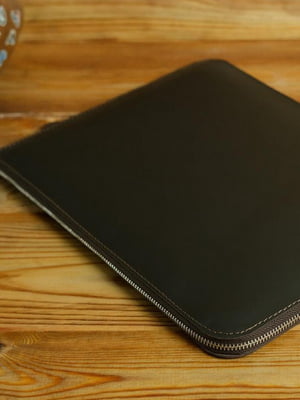 Кожаный чехол шоколадного цвета для MacBook на молнии с войлоком | 6797278