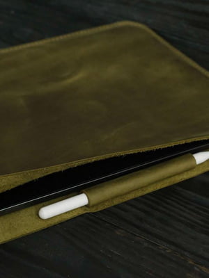 Кожаный зеленый чехол для iPad с держателем для Apple Pencil | 6798508