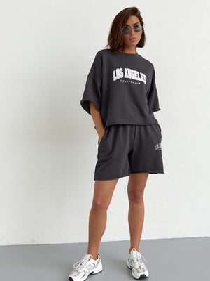 Темно-сірий трикотажний комплект: футболка та шорти | 6805741