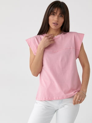 Однотонна рожева футболка з подовженим плечовим швом | 6806151