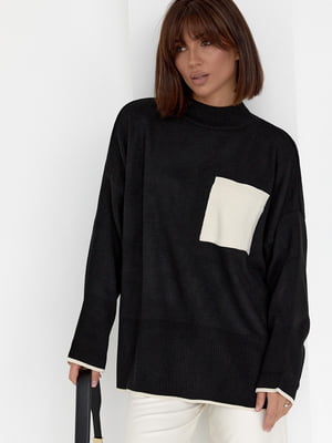 Чорний oversize светр з кишенею на грудях | 6806343