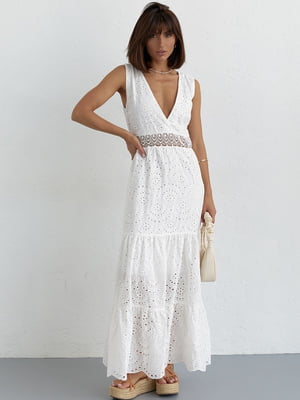 Довга біла сукня з прошви і мереживом на талії | 6806683