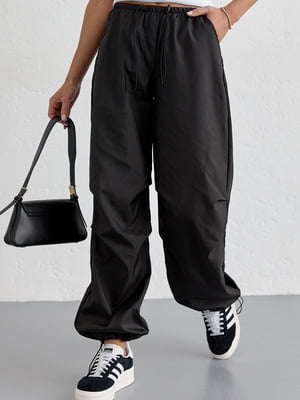 Чорні широкі штани-карго з плащової тканини | 6807022