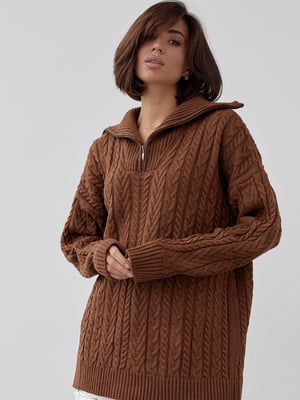 В'язаний коричневий светр oversize з косами і коміром на блискавці | 6807298
