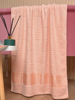 Рушник банний махровий персикового кольору | 6809236