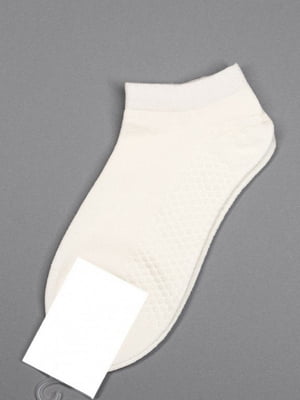 Молочні фактурні низькі шкарпетки | 6810837
